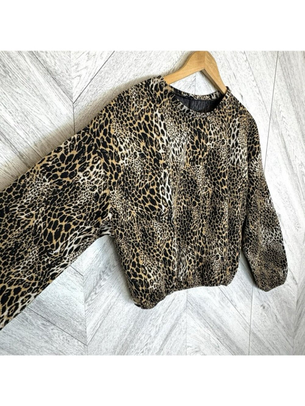 Zara Animal Print Long Sleeve Top Womens Size Large Elastic Waist Pullover Shirt - Picture 3 of 5
